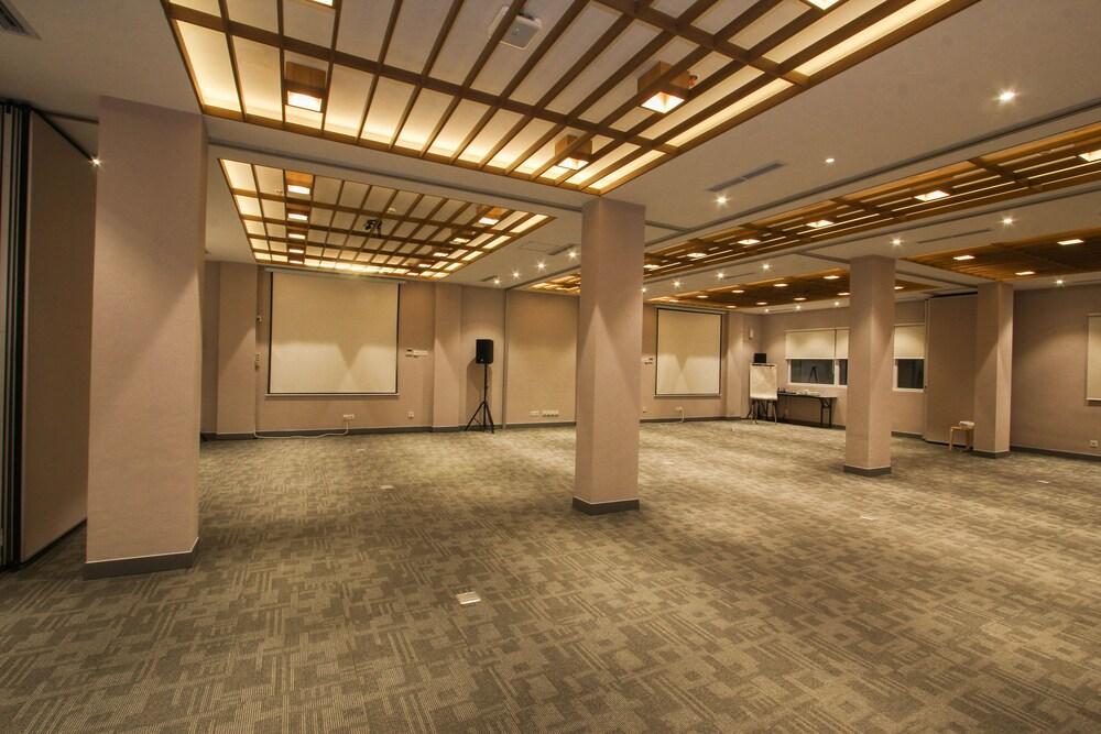 库勒塔科索-克芒酒店 雅加达 外观 照片